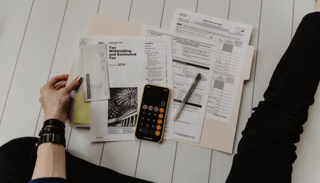 Signing real estate closing documents — Colorado seller closing costs